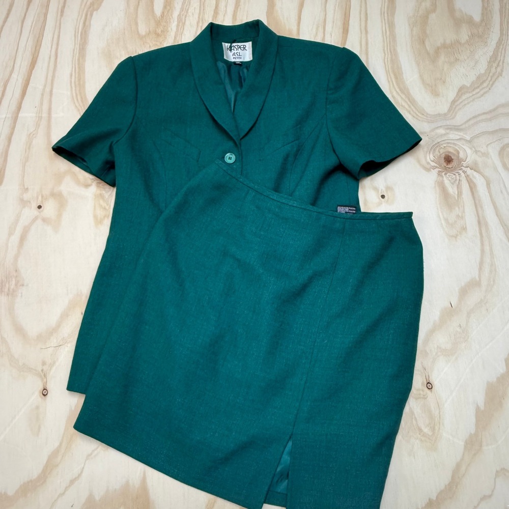Kasper ASL Petite Forest Green Short Sleeve Skirt Suit Set 14P Vintage Blazer